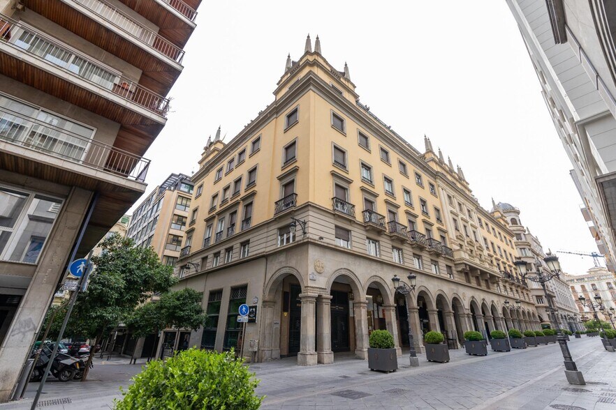 Office in Granada, Granada for sale - Building Photo - Image 3 of 18