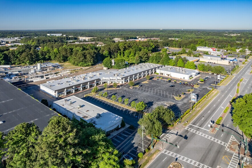 1331-1393 Mt Zion Rd, Morrow, GA à louer - Photo du bâtiment - Image 2 de 5