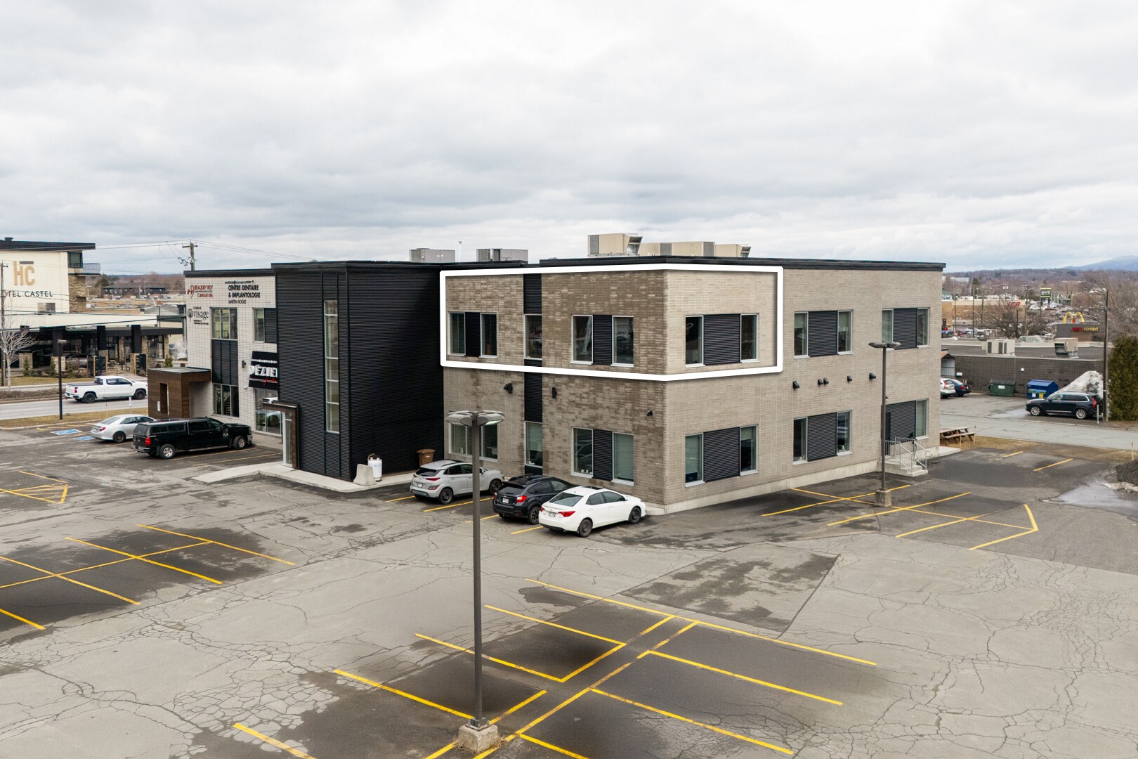 906 Rue Principale, Granby, QC for lease Building Photo- Image 1 of 4