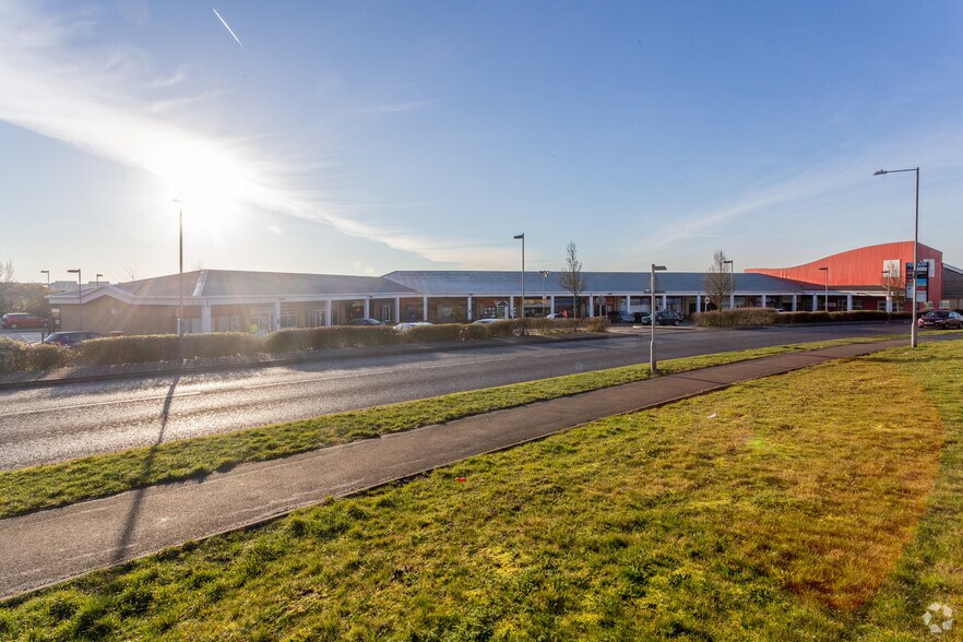 Charter Ct, Corby à louer - Photo du bâtiment - Image 3 de 4