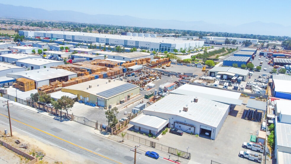 8335 Beech Ave, Fontana, CA for lease - Building Photo - Image 3 of 6