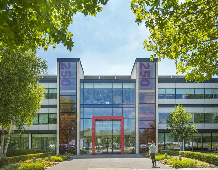 250 Longwater Ave, Reading for lease - Building Photo - Image 1 of 7