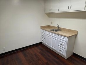 180 W Willow St, Pomona, CA for lease Interior Photo- Image 2 of 6