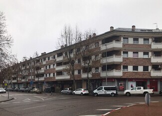Plus de détails pour Avenida Talavera del Perú, 1, Talavera de la Reina - Commerce de détail à louer