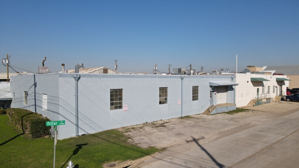200 N Foch St, Fort Worth, TX for lease - Building Photo - Image 2 of 12