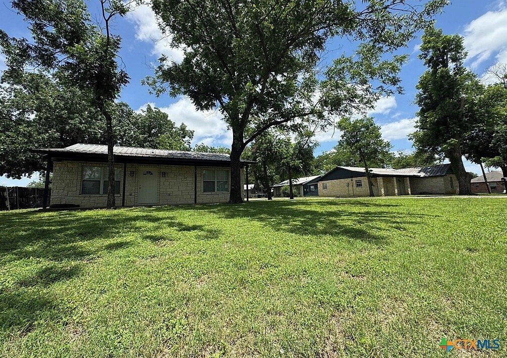 102 Pecan, Moody, TX à vendre Photo principale- Image 1 de 2