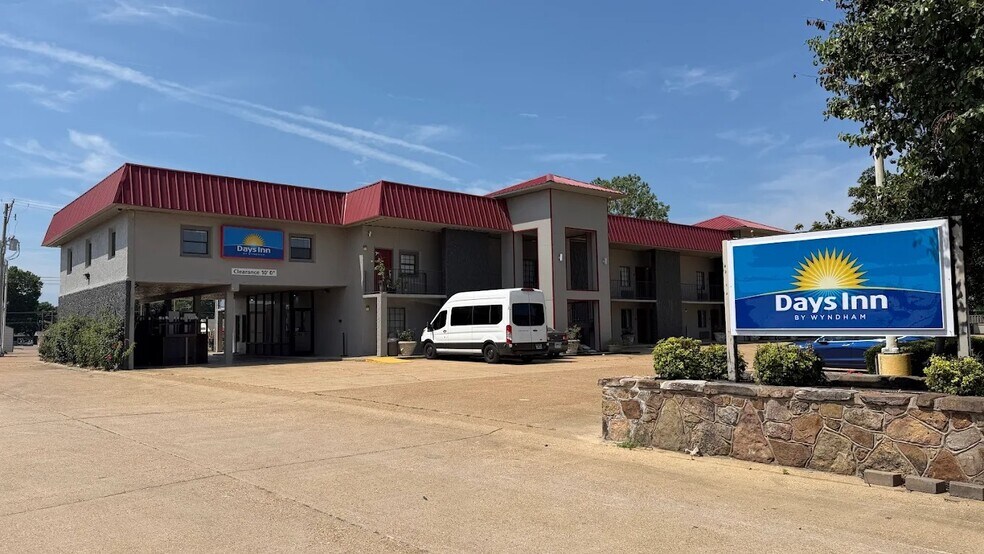 2333 N Washington St, Forrest City, AR à vendre - Photo principale - Image 1 de 2