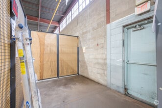 25 Tangiers Rd, Toronto, ON for lease Interior Photo- Image 2 of 26