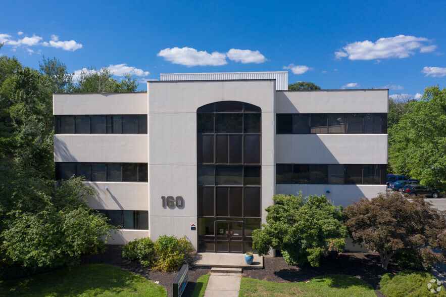 160 Littleton Rd, Parsippany, NJ for lease - Building Photo - Image 1 of 10