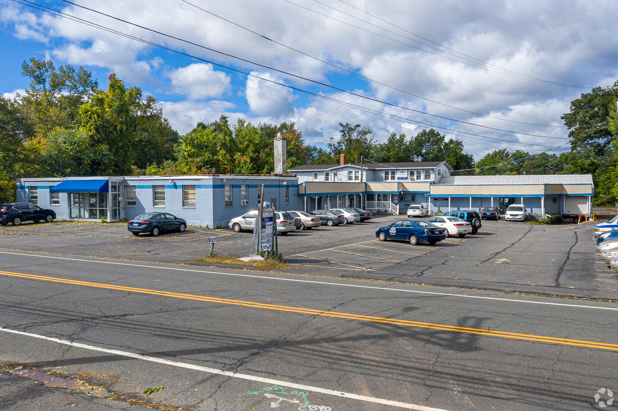 504 Main St, Farmington, CT à vendre Photo du bâtiment- Image 1 de 1