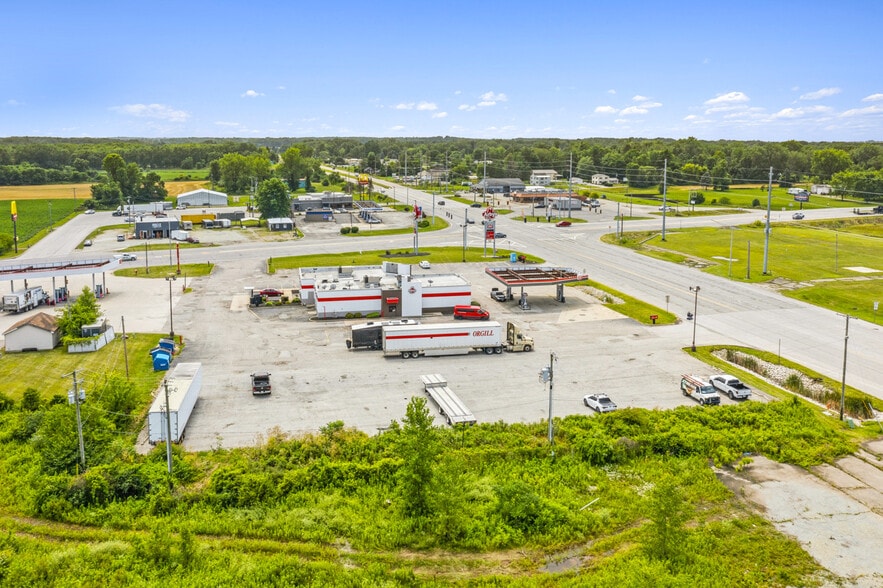 795 Michigan Rd, Plymouth, IN à vendre - Photo du bâtiment - Image 3 de 18