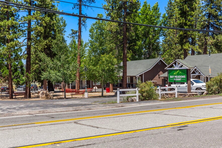 39756 Big Bear Blvd, Big Bear Lake, CA for sale - Building Photo - Image 3 of 60