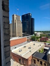 121 S Broadway Ave, Tyler, TX for lease Interior Photo- Image 2 of 4