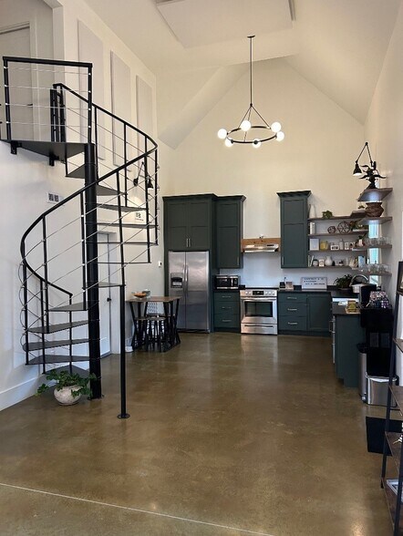 1326 4th Ave N, Nashville, TN à vendre - Photo du bâtiment - Image 2 de 5