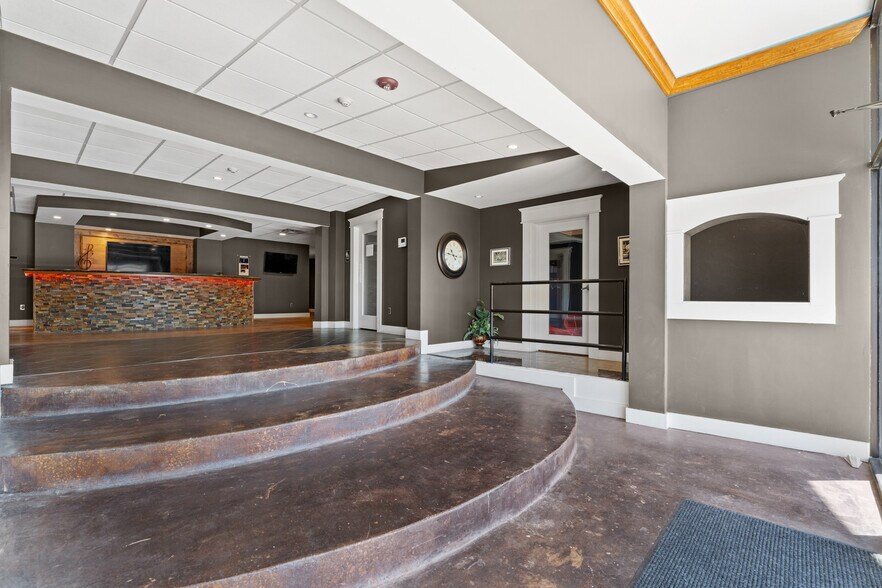 2908 Epperly Dr, Del City, OK à vendre - Photo du bâtiment - Image 3 de 52