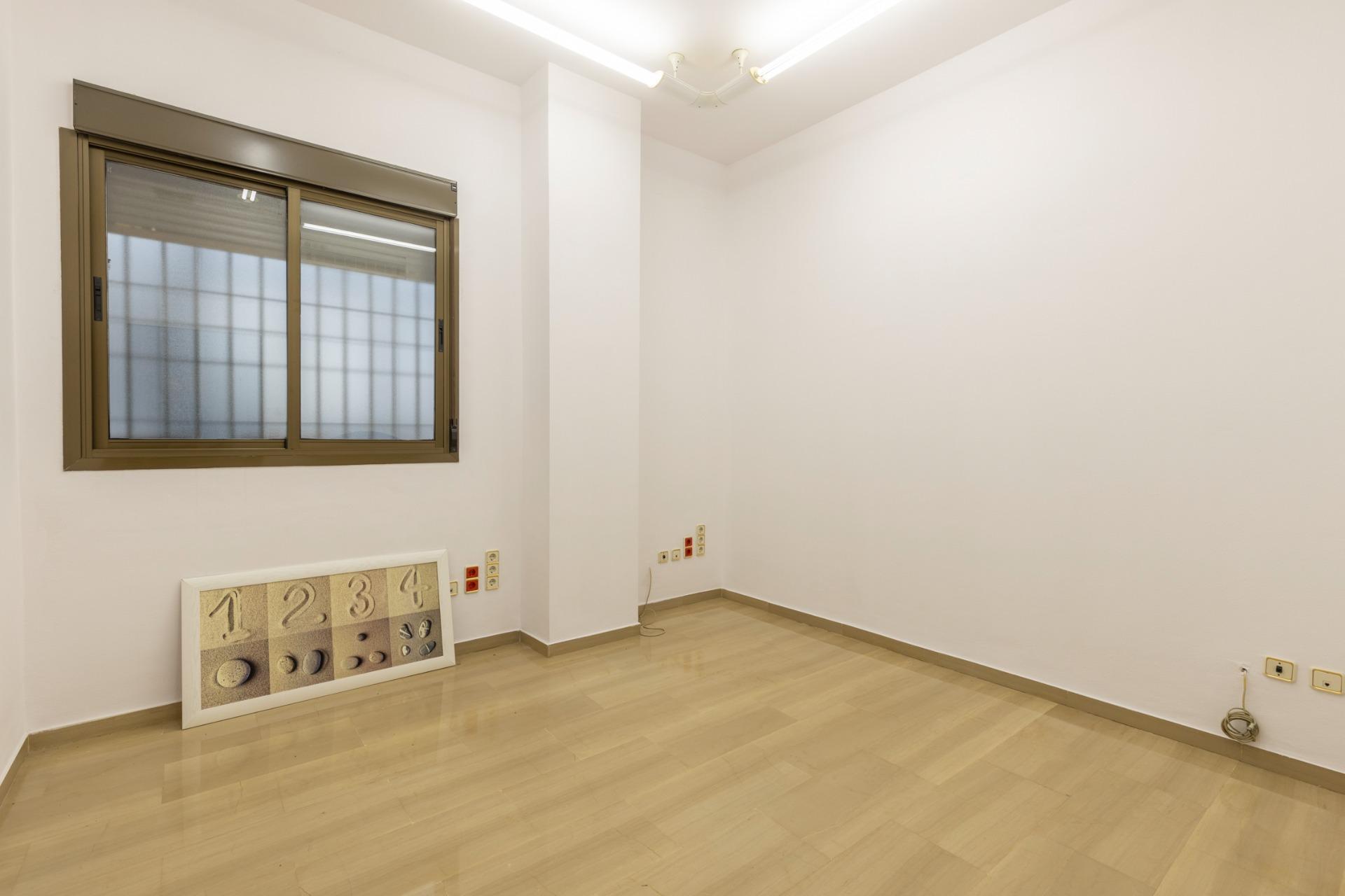 Calle Ángel Ganivet, 13, Granada, Granada for sale Building Photo- Image 1 of 51