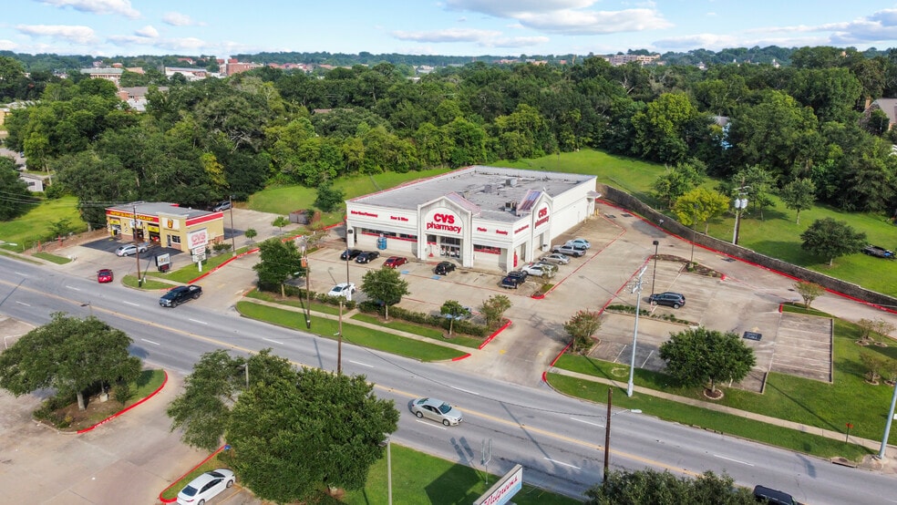 1569 11th St, Huntsville, TX for sale - Building Photo - Image 2 of 20