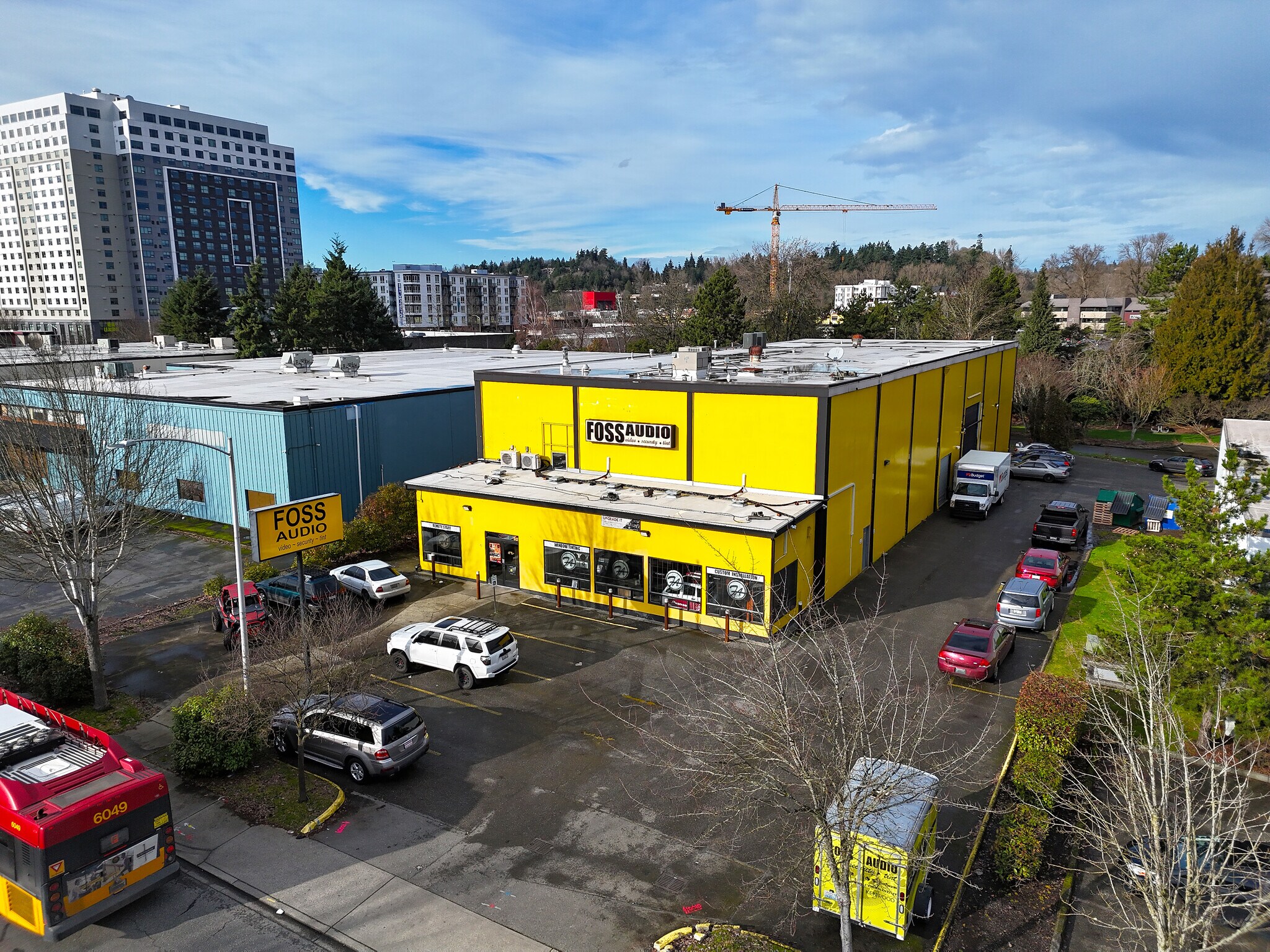 512 Strander Blvd, Tukwila, WA à vendre Photo du bâtiment- Image 1 de 1