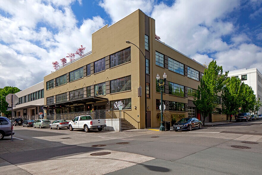 1322-1336 NW Flanders St, Portland, OR à louer - Photo du bâtiment - Image 3 de 28