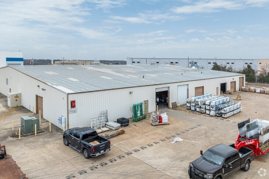 225 Metro Dr, Terrell, TX à vendre - Photo principale - Image 1 de 5