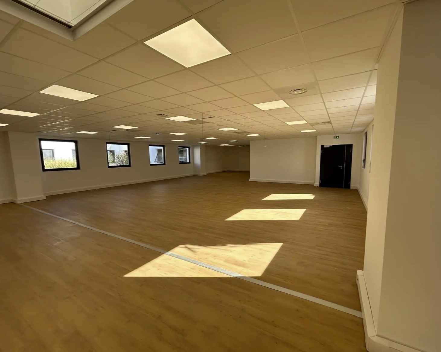 Impasse Paradou, Marseille for lease Interior Photo- Image 1 of 6