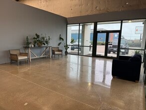 2710-2720 W 5th Ave, Eugene, OR for lease Interior Photo- Image 2 of 25