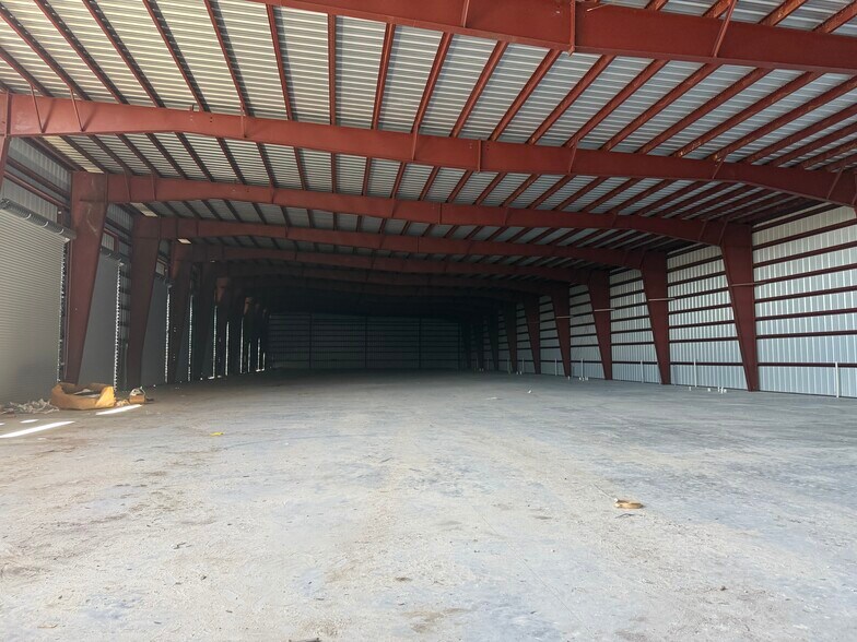 1402-1472 Old Dixie Hwy, Vero Beach, FL à louer - Photo du bâtiment - Image 2 de 16