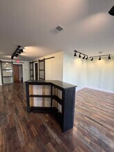 2002 Greene St, Columbia, SC for lease Interior Photo- Image 1 of 6