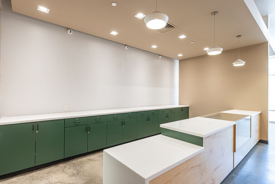 4036 Montgomery Dr, Santa Rosa, CA for lease - Interior Photo - Image 3 of 18