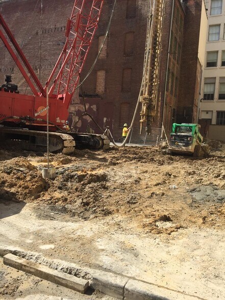 25 S Calvert St, Baltimore, MD for sale - Building Photo - Image 2 of 6