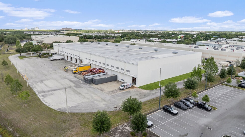 2242 W Taft Vineland Rd, Orlando, FL for sale - Building Photo - Image 3 of 5