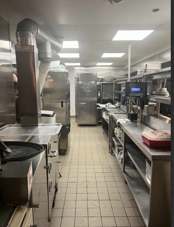 244 E 53rd St, New York, NY à vendre Photo intérieure- Image 1 de 14