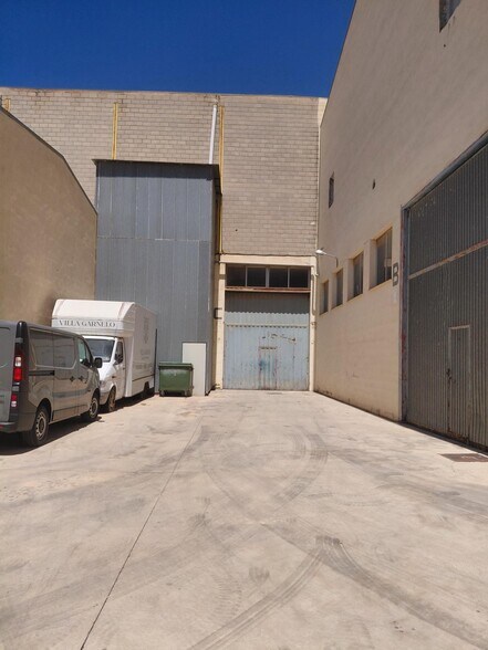 Industriel dans Paterna, Valencia à louer - Photo du bâtiment - Image 3 de 7