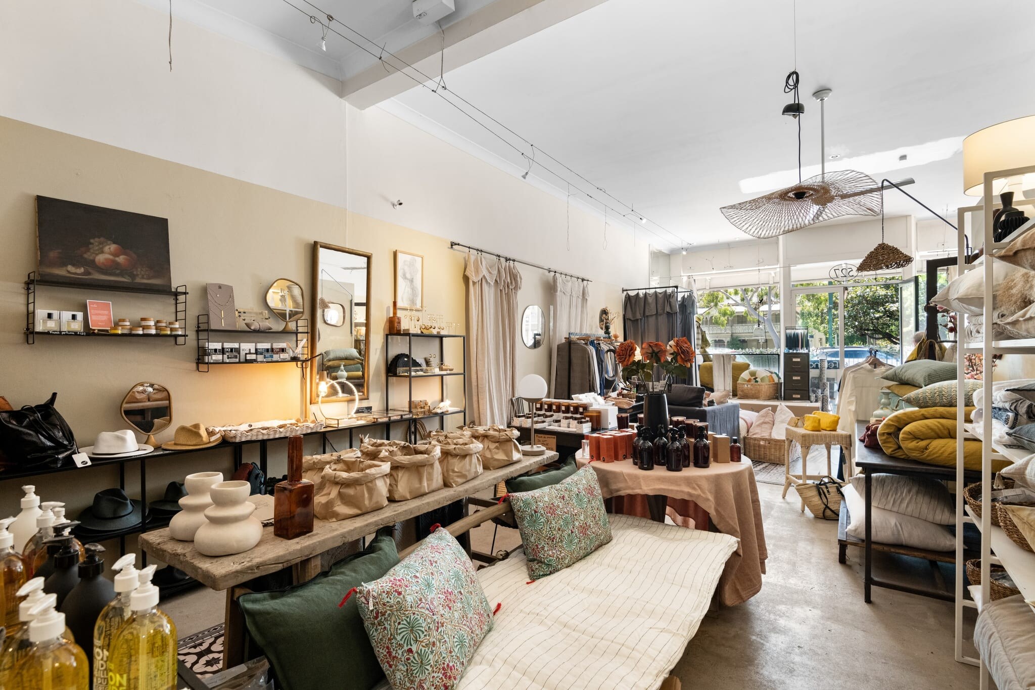 527 Military Rd, Mosman for lease Interior Photo- Image 1 of 7