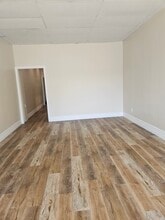 1241 S Fairfax Ave, Los Angeles, CA for lease Interior Photo- Image 2 of 8