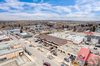 205-213 3rd Ave, Strathmore, AB - AÉRIEN  Vue de la carte - Image1