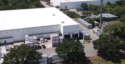 8600-8655 Elm Fair Blvd, Tampa, FL à louer Aérien- Image 1 de 7