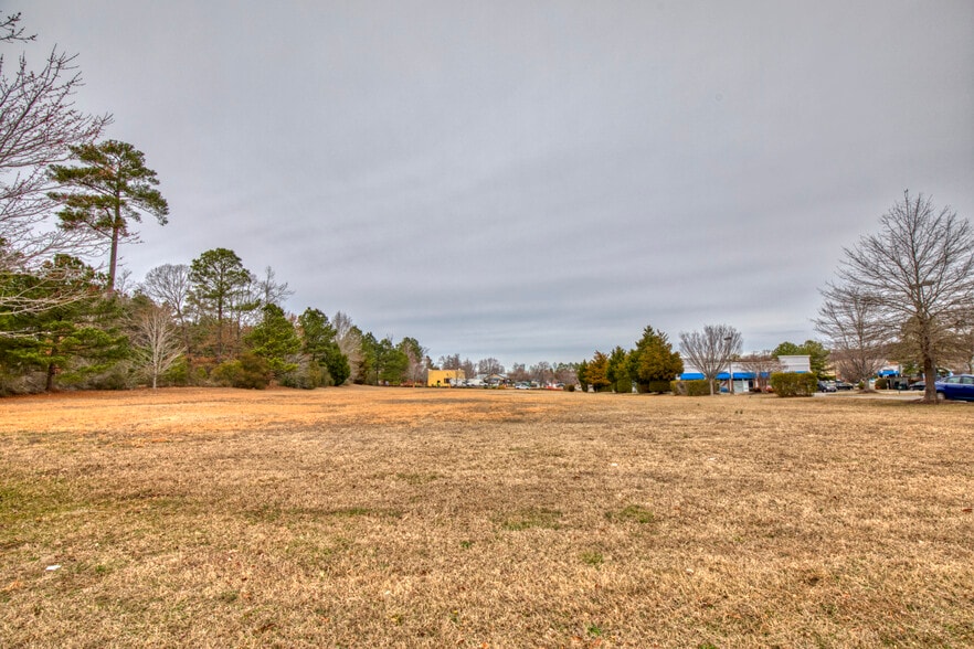 6624 Mooretown Rd, Williamsburg, VA for sale - Building Photo - Image 3 of 7
