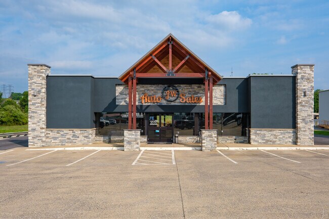 Plus de détails pour 3251 S Main St, Harrisonburg, VA - Commerce de détail à vendre