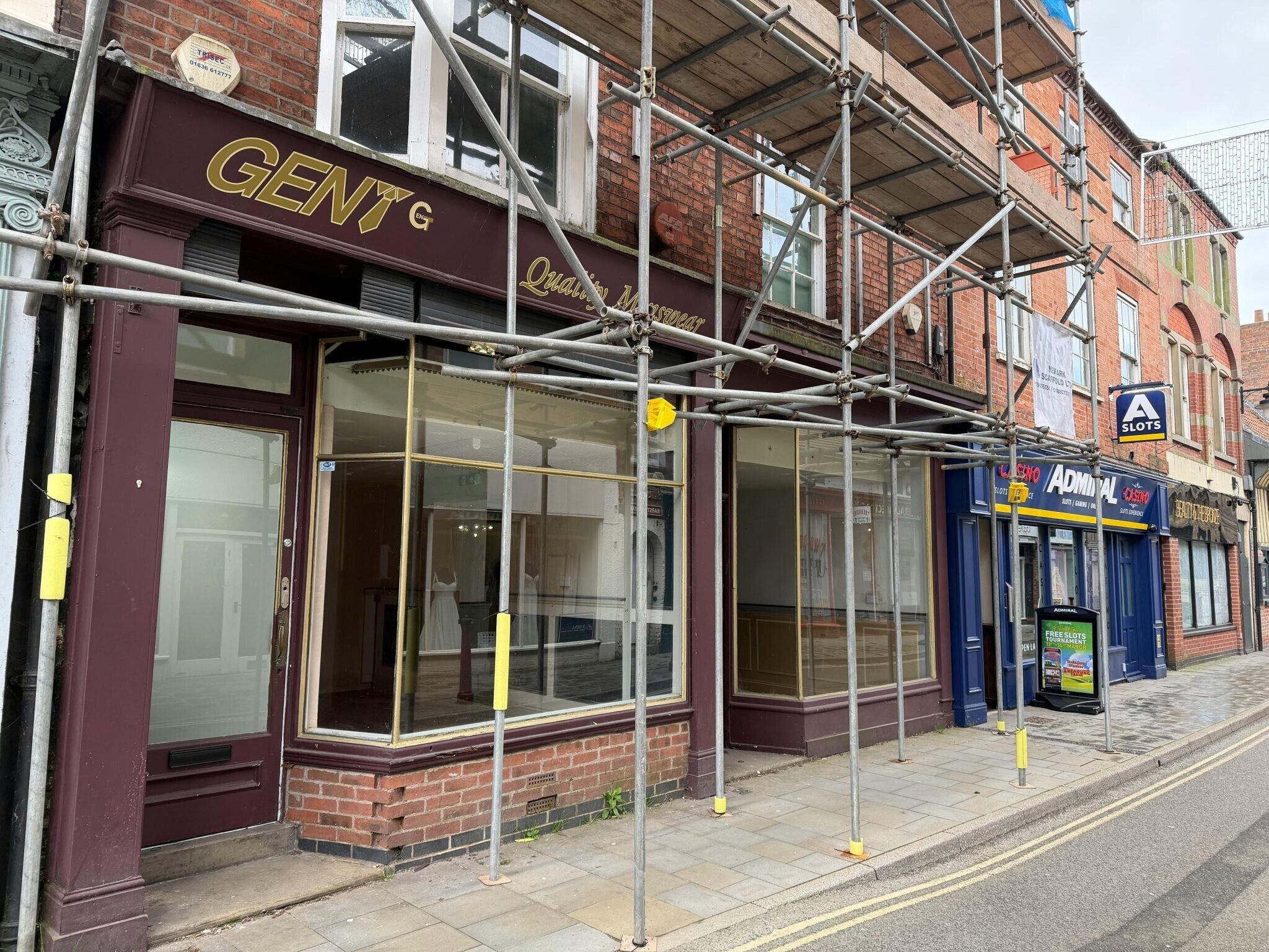 41 & 42 Stodman St, Newark à louer Photo du bâtiment- Image 1 de 6