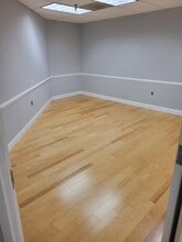 1300 Piccard Dr, Rockville, MD for lease Interior Photo- Image 2 of 4