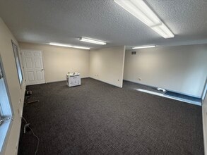 16147 S Lincoln Hwy, Plainfield, IL for lease Interior Photo- Image 2 of 6