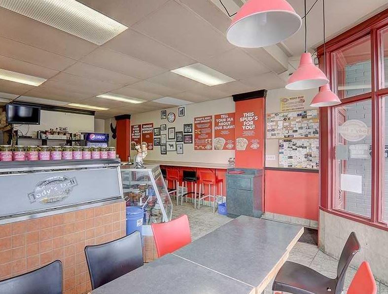 64 Kingston Rd, Toronto, ON à vendre Photo intérieure- Image 1 de 1