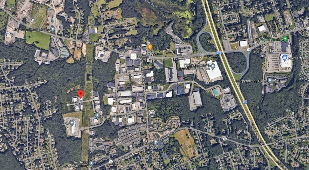 Western Industrial Complex, Cranston, RI 02921, Cranston, RI à vendre - Photo du bâtiment - Image 2 de 3