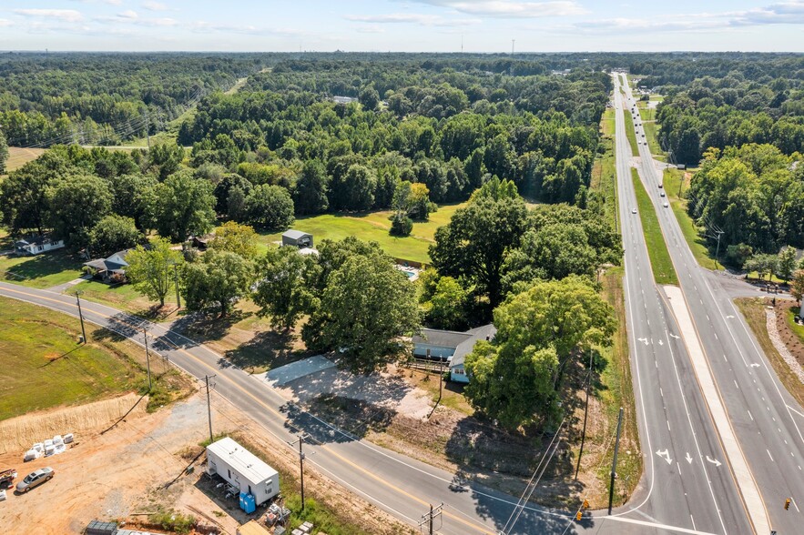 2001 S US 29 Hwy, China Grove, NC for sale - Building Photo - Image 2 of 14