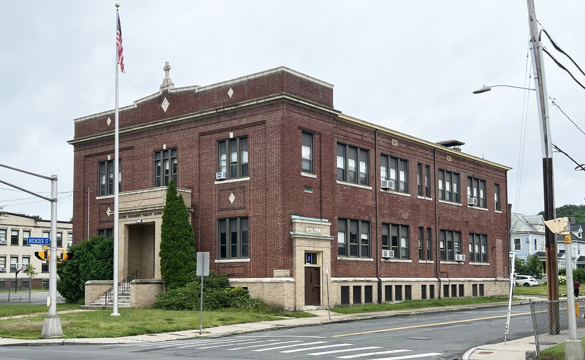 1985 Northampton St, Holyoke, MA for sale Primary Photo- Image 1 of 1