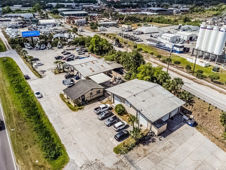 8130 N Orange Blossom Trl, Orlando, FL for sale - Aerial - Image 3 of 4