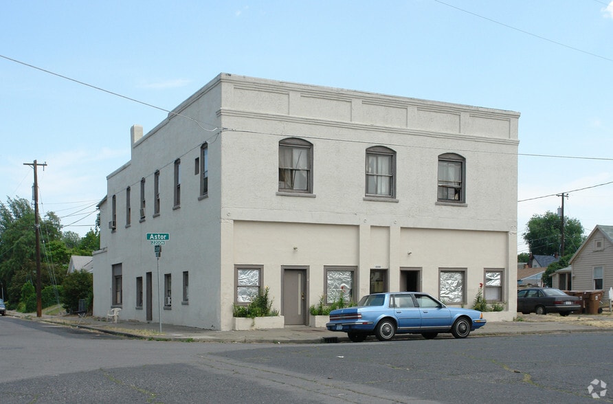 2228 N Astor St, Spokane, WA for sale - Primary Photo - Image 1 of 2