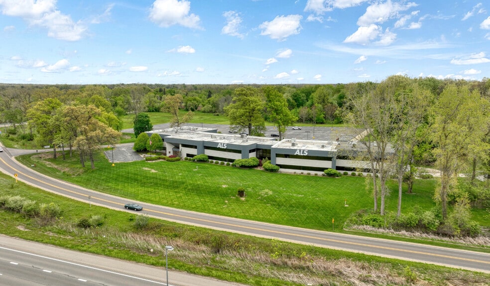 3000 Blake Rd, Jackson, MI à vendre - Photo du bâtiment - Image 2 de 11