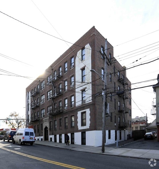 6 Webster Ave, New Rochelle, NY for sale - Building Photo - Image 3 of 5